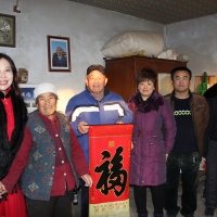  践行孝道文化，孝心祝“福”送到家